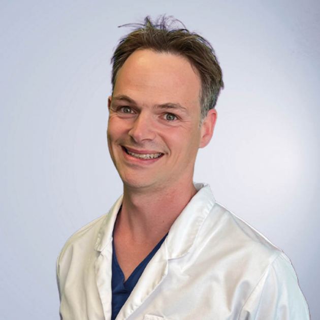 Drs. Vincent  Donders